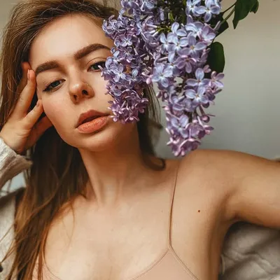 СВОЯ АНЮТА ЗА БУГРОМ profile