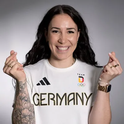ANNE KLEIBRINK | OLY profile