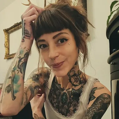 -|anne_kotimstrumpf|- profile