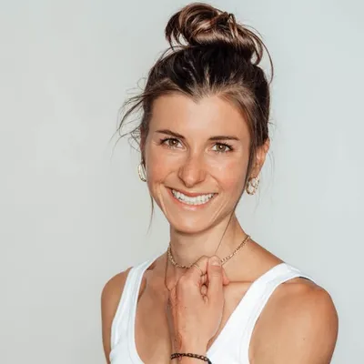 Annelina - Longevity Yogi profile