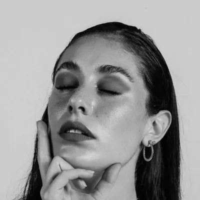Annie Buentello✨ profile