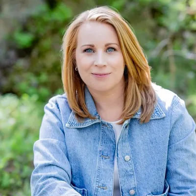 Annie Lööf profile