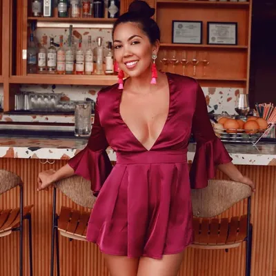 Annie Alvarez profile