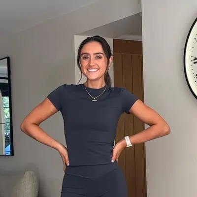 ANNIE OPENSHAW | online coach profile