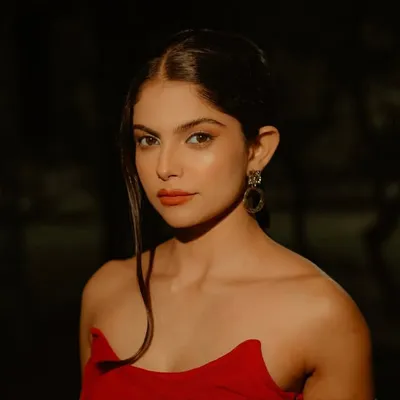 Annie Sharma profile