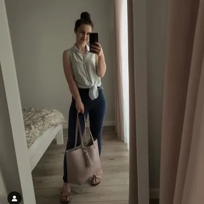Anna Sasal profile
