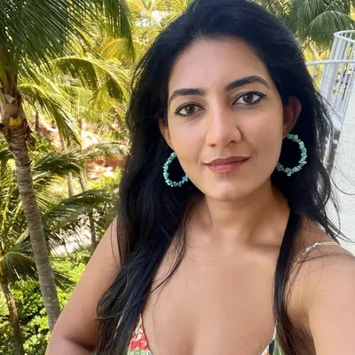 Anushree Tak Dixon profile