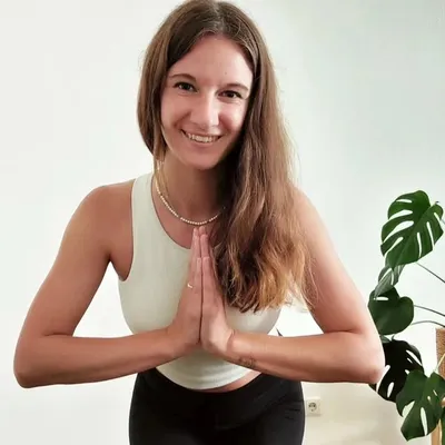 Anny | Yoga instructor ๐ profile