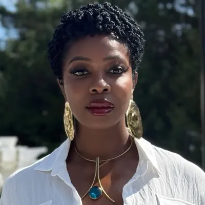 Anowa Adjah• Media Personality• Speaker• Coach profile