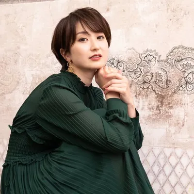 Anri Hoshino profile