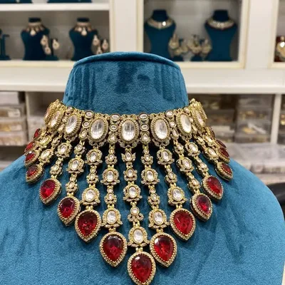 Antique_jewellery profile
