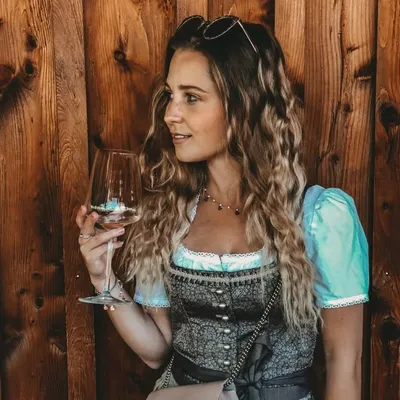 Antonia profile