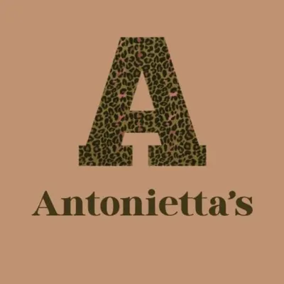 Antoniettas indumentaria profile