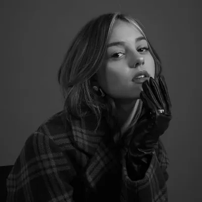 A N T O N E L L A profile