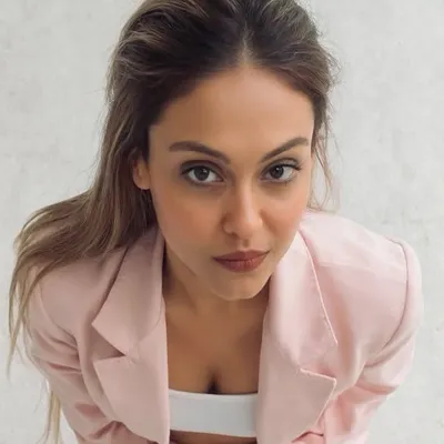 Anuja Deora Sanctis profile