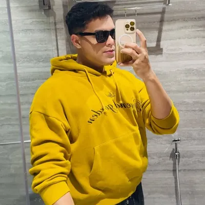 ANUJ VYAS | CONTENT CREATOR profile