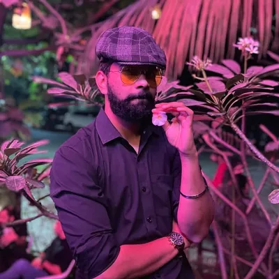 Anush Chouthai profile