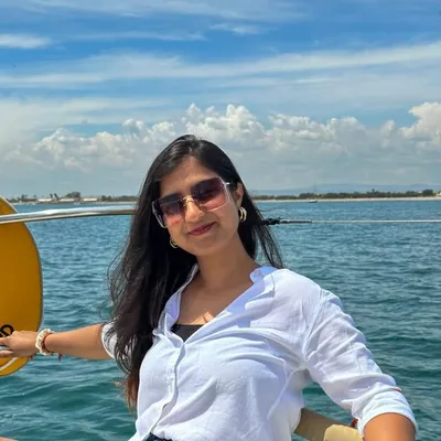 Anushka Saini✨ profile