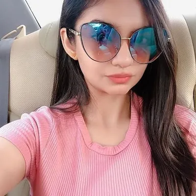 Anushka sen profile
