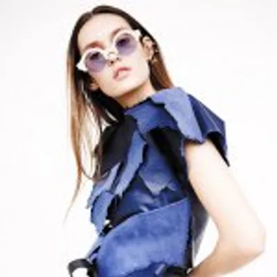 Anya Holdstock profile