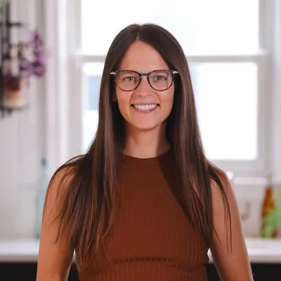 Emily Niswanger | Dietitian | Functional Nutrition profile