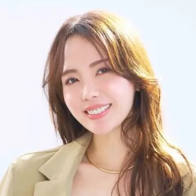 あおい(山岡 葵)|アラフォー元美容皮膚科ナース🕊 profile