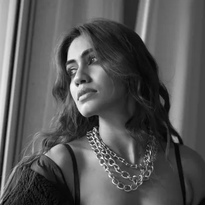 Apeksha Porwal profile