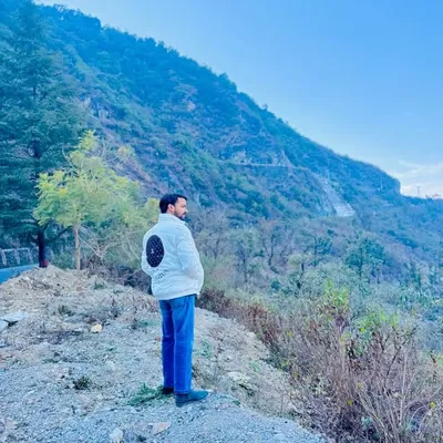 🫴ਅਕੀਬ ਸ਼ੇਰਗਿੱਲ 🥂 profile