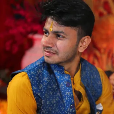 Ayush Vaidya profile