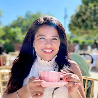 A Raad Story • Joceline Raad profile