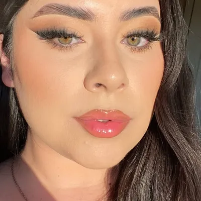 Maria Araiza profile