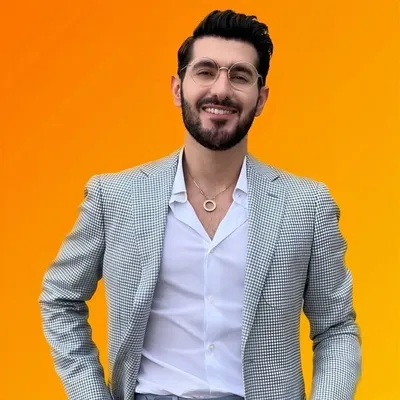 华波波 آرش استیلاف Arash Estilaf profile