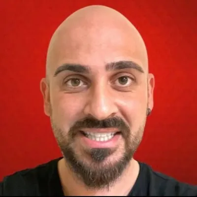 Aras Karafil profile