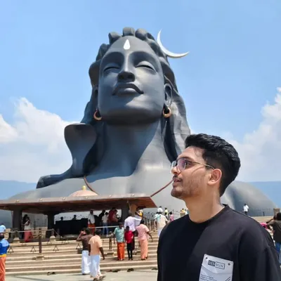ARAVIND 🦋 profile