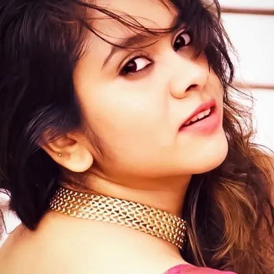 ARDRA A R RATHNAM👸