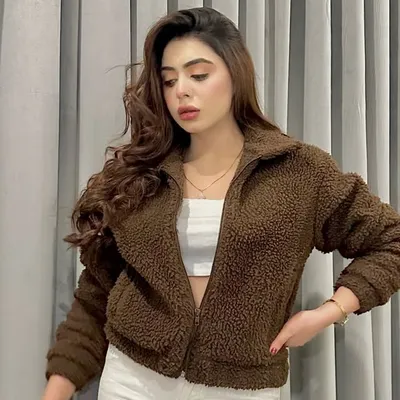 Areesha Khizar Hayat ♛ profile