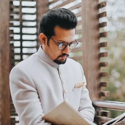 Areesh Zubair profile