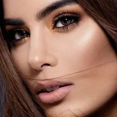 Ariadna Gutierrez profile