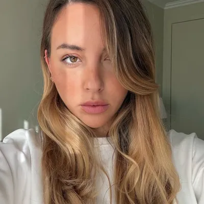 Ariana Lino profile