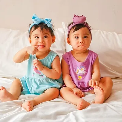Ariana & Rosha profile