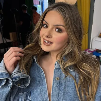 Ariel Winter profile