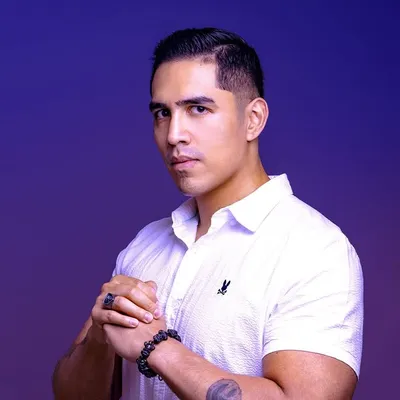 Aries Terrón profile