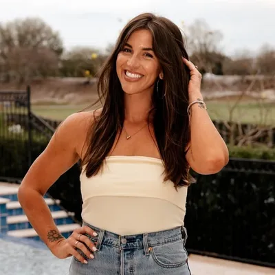 ARIKA HANKS profile
