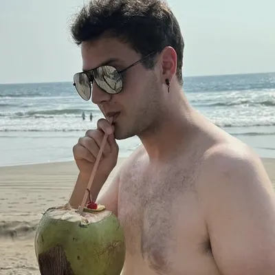 Ari Shasho profile