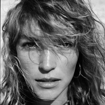 Arizona Muse profile