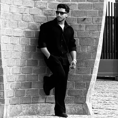 ARMAAN KHAN ๐ญ profile