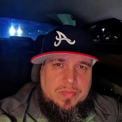 Armando Leon profile