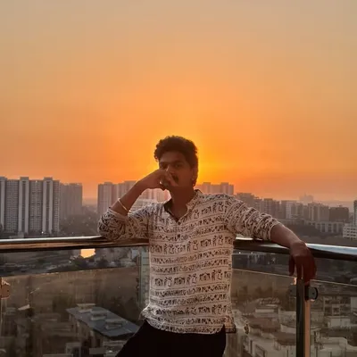 Arnav Deshpande | Video Editor 🎬 profile