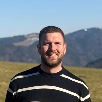 Aron von Lieres profile
