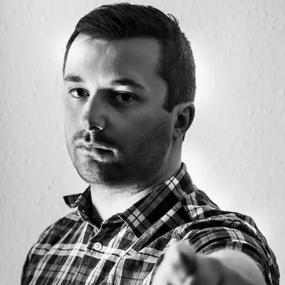 Arron Lyth Photography Digital profile